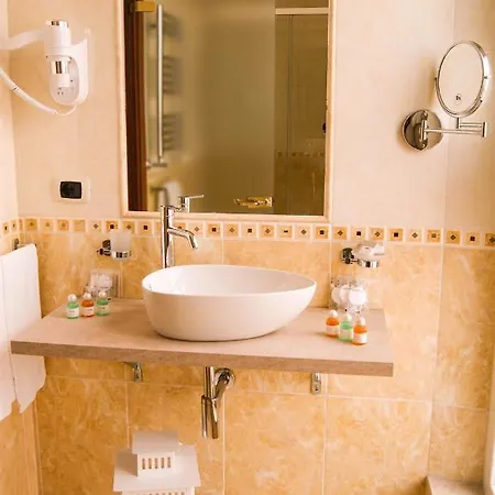 Monti 66 Hotel Roma Esterno foto